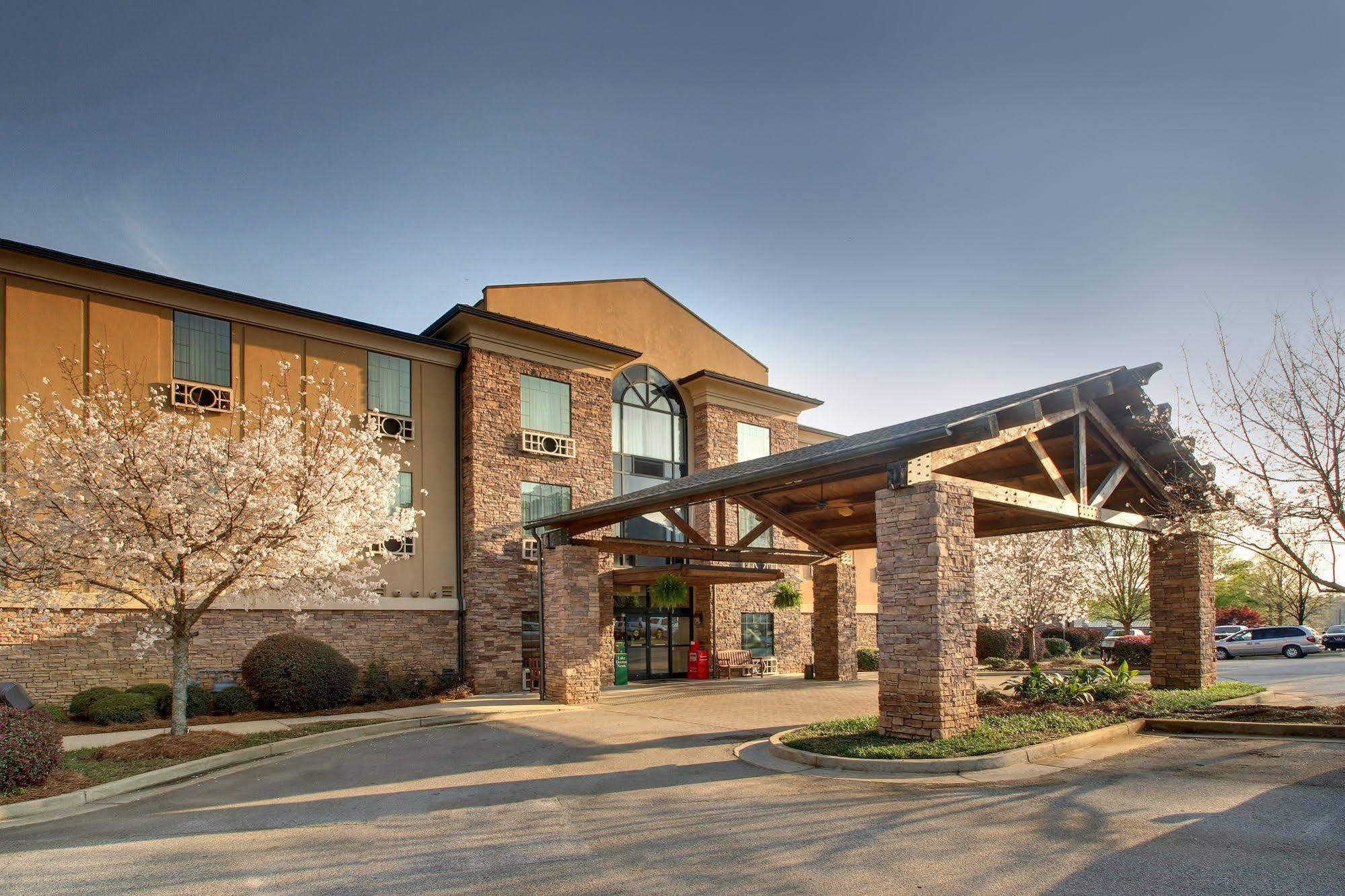 The Lodge On Lake Oconee Eatonton Bagian luar foto