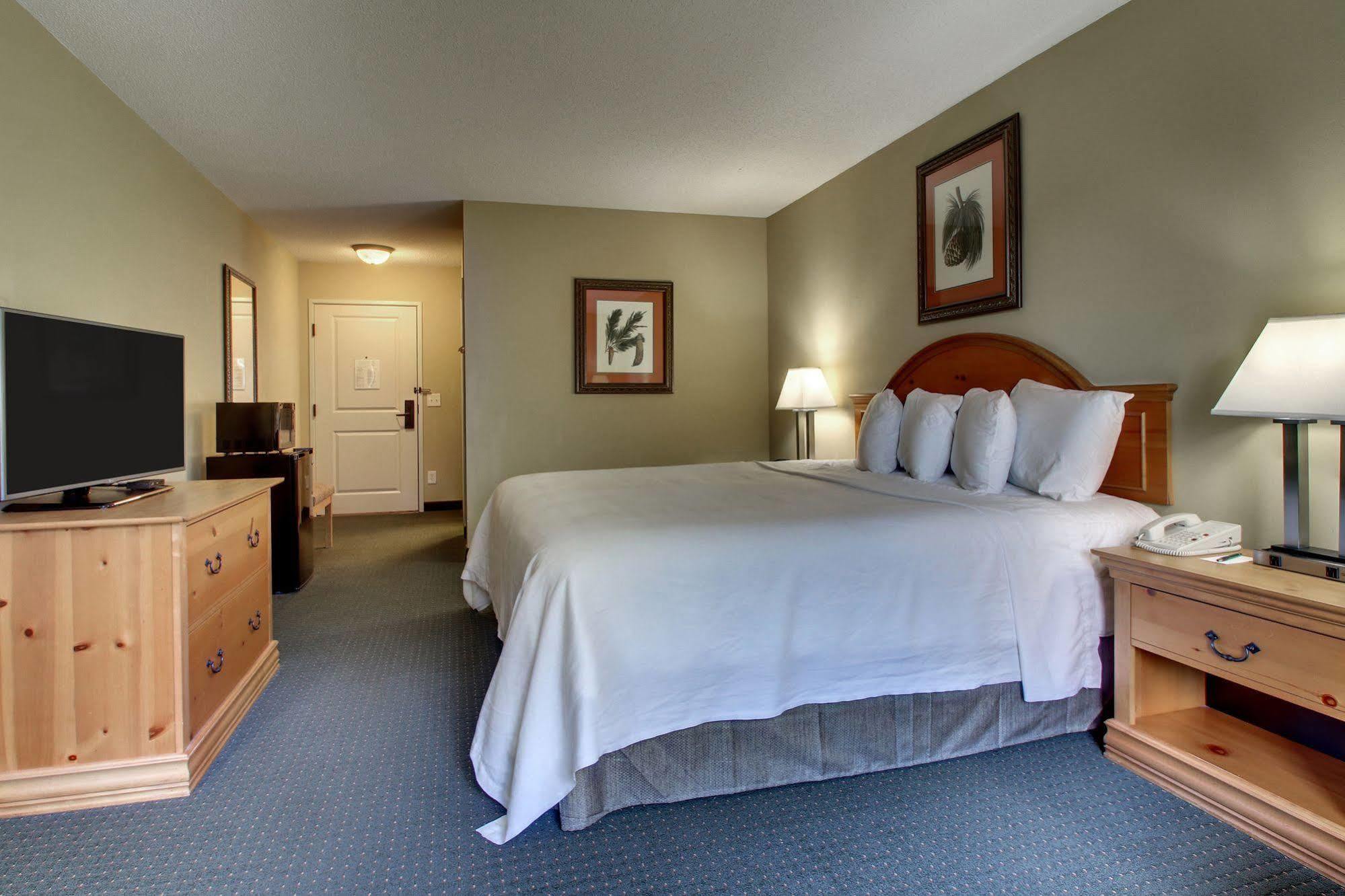 The Lodge On Lake Oconee Eatonton Bagian luar foto