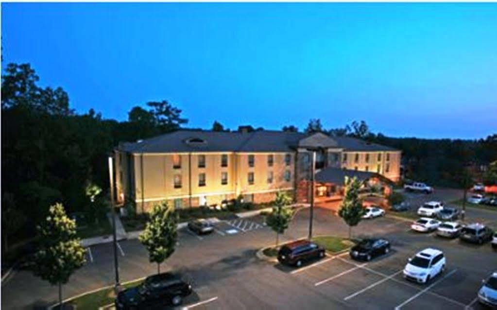 The Lodge On Lake Oconee Eatonton Bagian luar foto